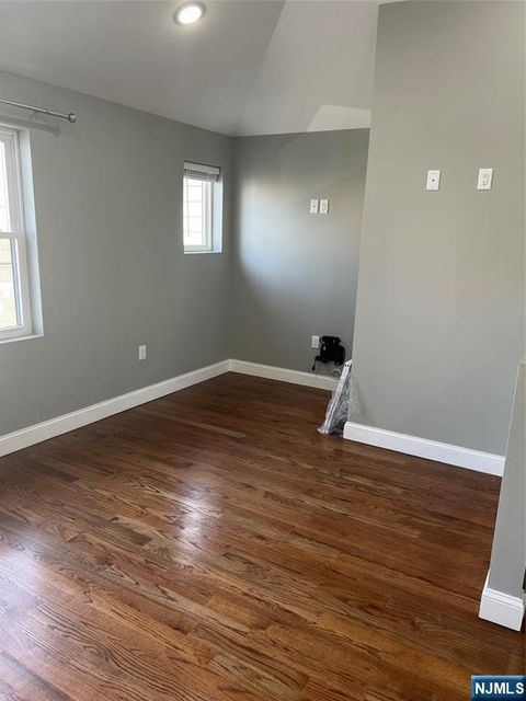 421 William Street 2 Harrison NJ 07029