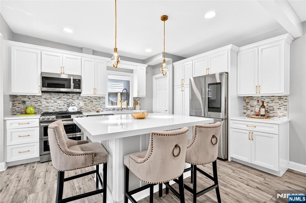 39 Overlook Avenue