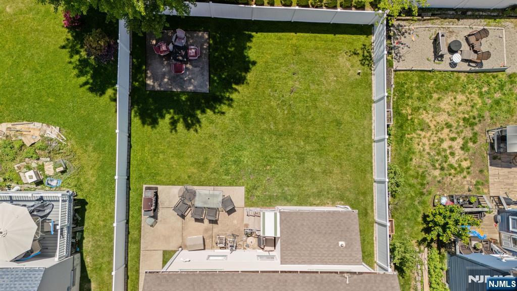 25 Allan Drive