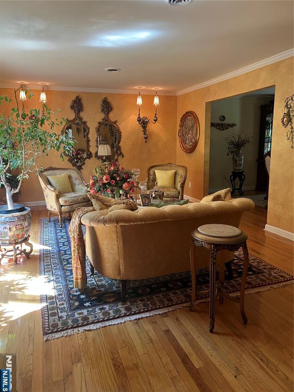 Photo of 732 Mardinly Avenue, Franklin Lakes, NJ 07417 (MLS # 25025485)