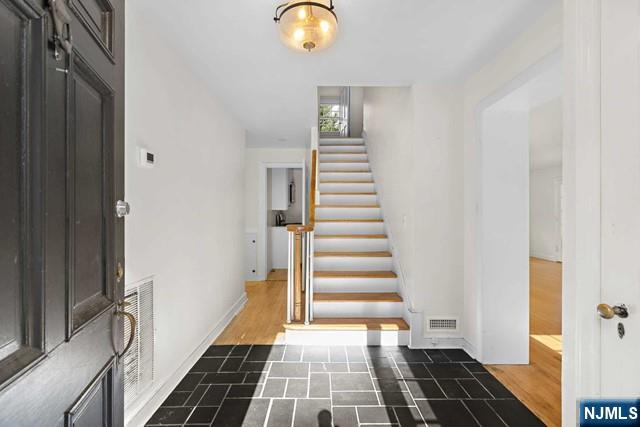 154 N Franklin Turnpike