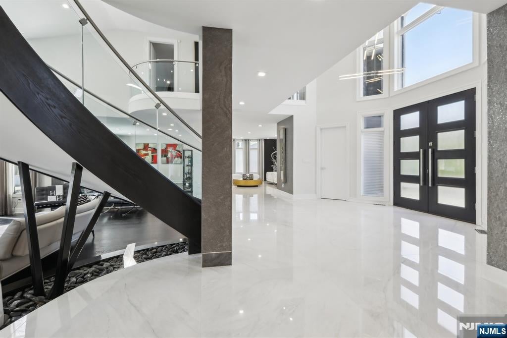 63 Roberts Road