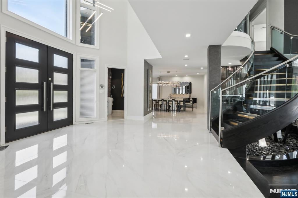 63 Roberts Road