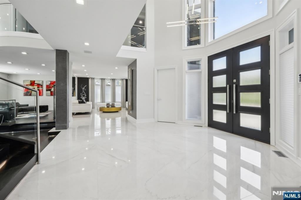 63 Roberts Road