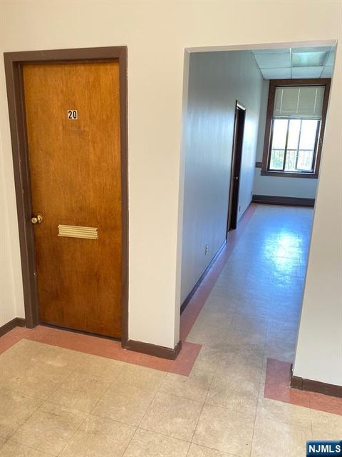 595 Broad Avenue Ridgefield NJ 07657