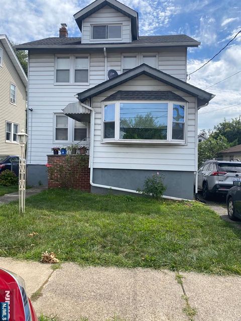 Photo of 281 James Street, Teaneck, NJ 07666 (MLS # 25031347) Photo of 281 James Street, Teaneck, NJ 07666 (MLS # 25031347)