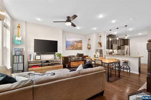 213 Wesmont Drive Wood Ridge NJ 07075