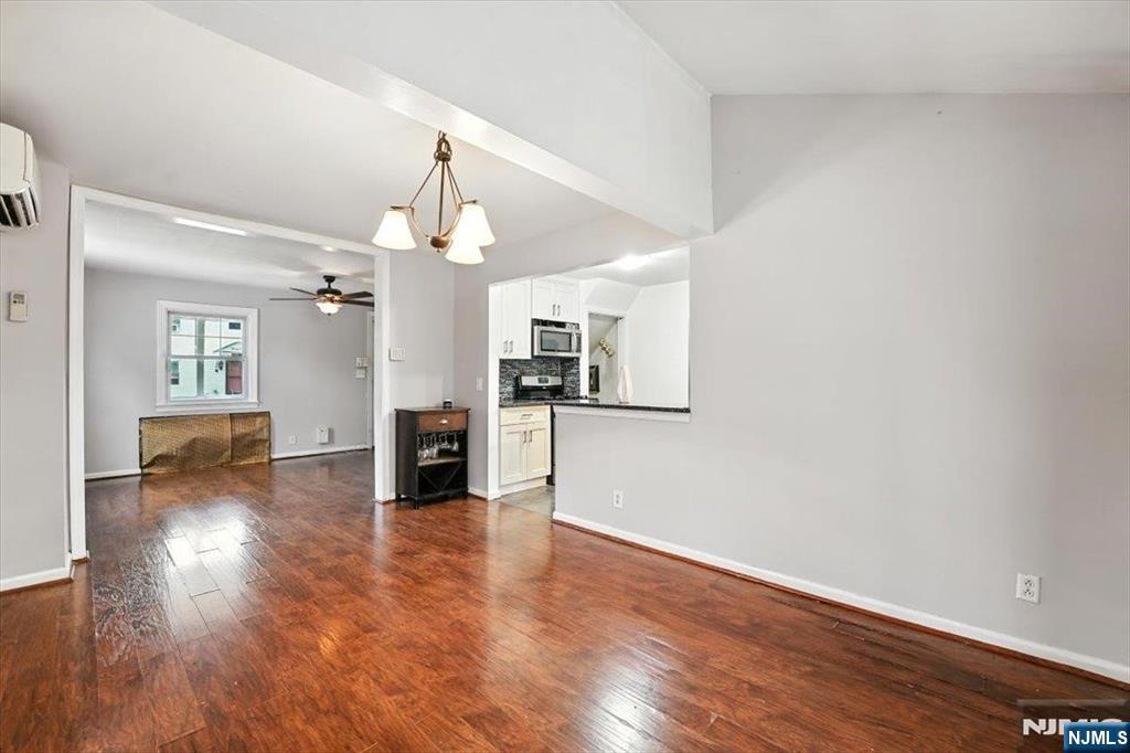 40 Rosedale Avenue