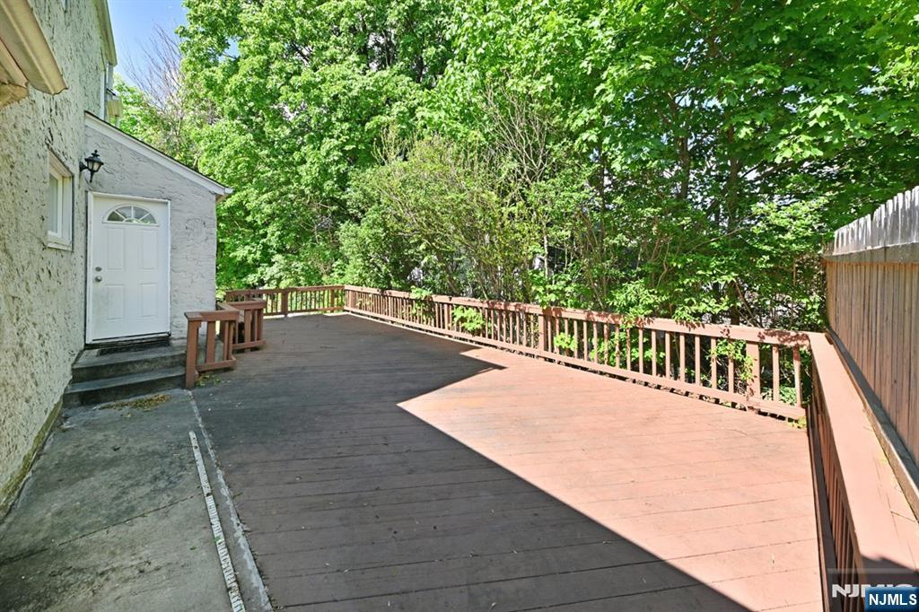 1113 Cedar Street