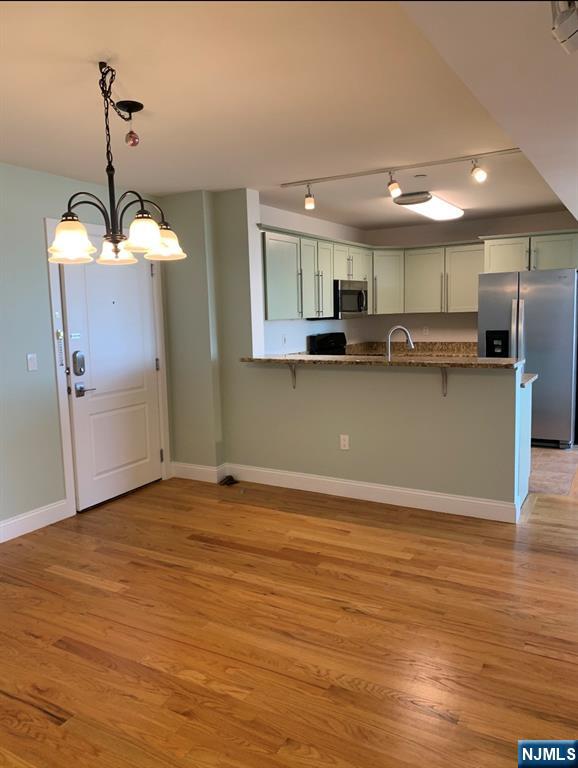 132 Union Avenue 405A