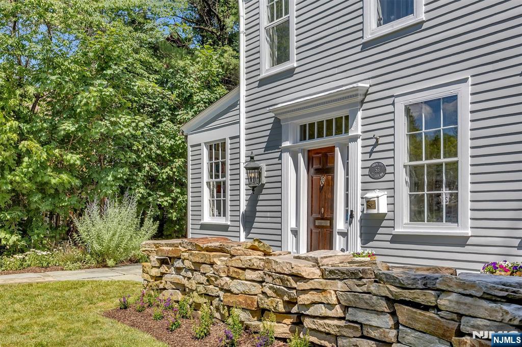 53 Hillside Avenue