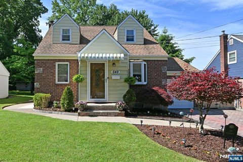 Photo of 649 Taco Avenue, Westwood, NJ 07675 (MLS # 26020309)