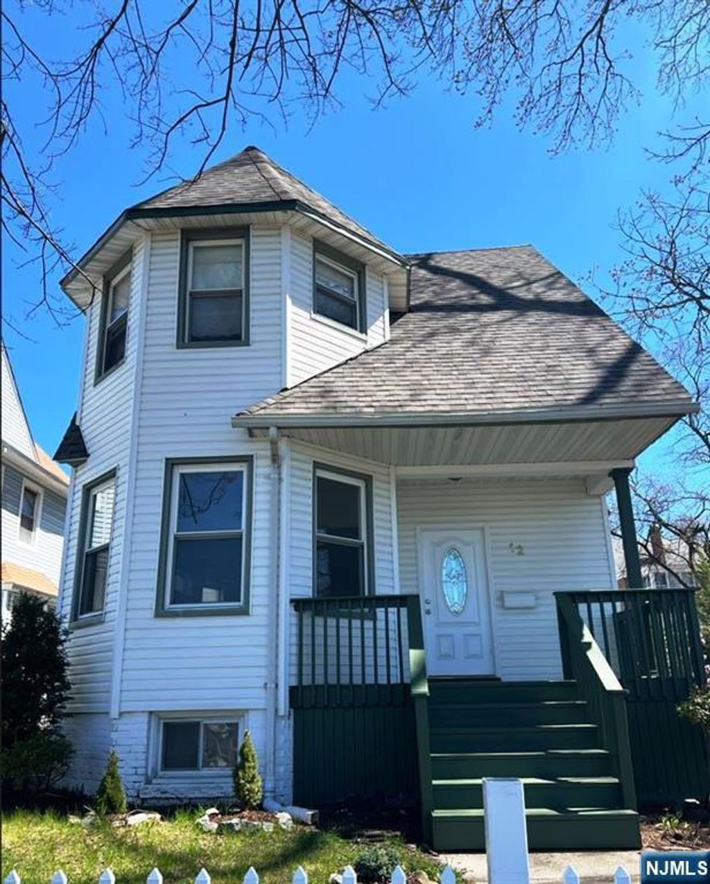 Photo of 12 Birchwood Avenue, East Orange, NJ 07018 (MLS # 26012396)