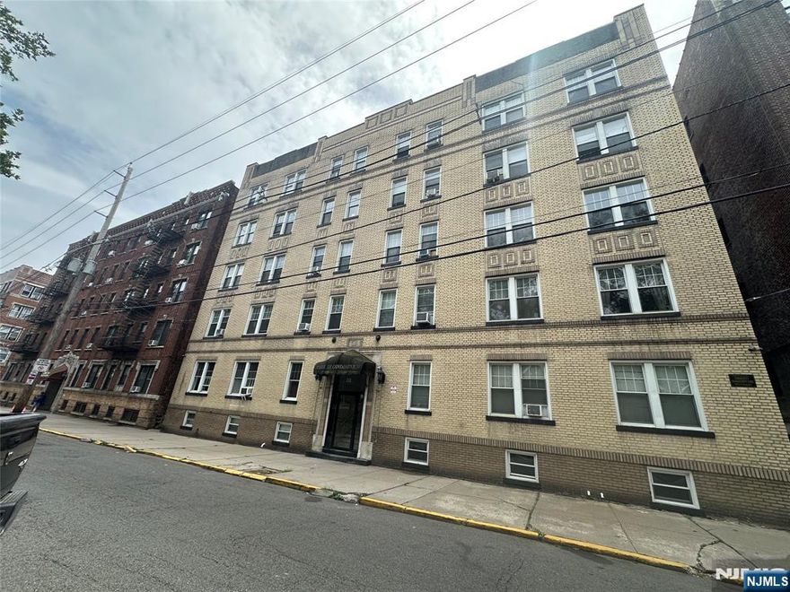 THIS 1 BEDROOM 1 BATH IS READY TO MOVE IN, ALL HARDWOOD FLOORS, NEW KITCHEN, UPDATED BATH, HIGH CEILINGS, HEAT & HOT WATER INCLUDED, WASHER AND DRYER ON THE PREMISES, WELL MAINTAINED ELEVATOR BUILDING. 2 BLOCKS AWAY FROM BLVD EAST OVER LOOKING ADJACENT TO 167 ACRE PARK WITH LAKE. SUPER CONVENIENT COMMUTE TO NYC, HOBOKEN AND JERSEY CITY WITH TRANSPORTATION AT YOUR DOORSTEP!