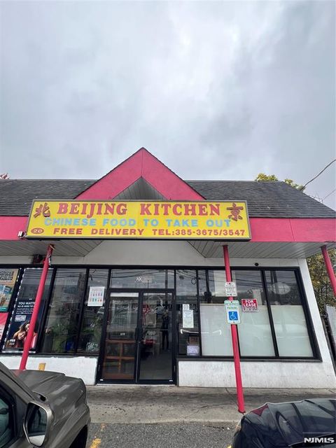 20 Columbia Avenue Bergenfield NJ 07621