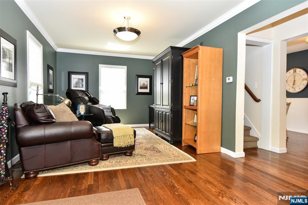 15 Pleasant Avenue