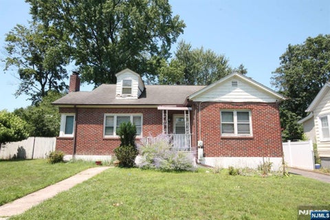 Photo of 142 Orange Street, Englewood, NJ 07631 (MLS # 26028285)