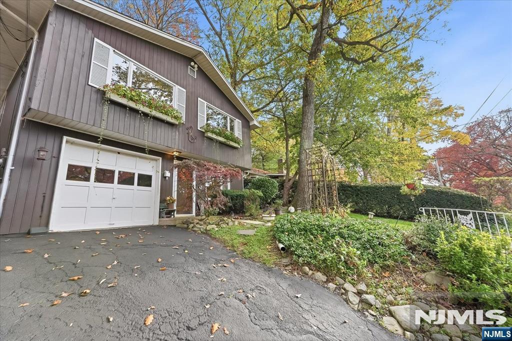 84 Cupsaw Drive