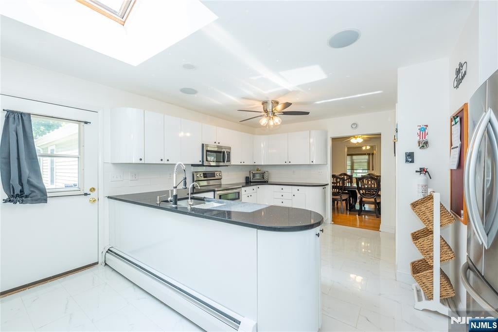 335 Elmira Trail