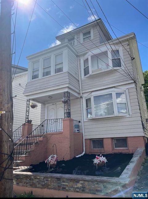 Photo of 65 38th Street, Irvington, NJ 07111 (MLS # 25043668)