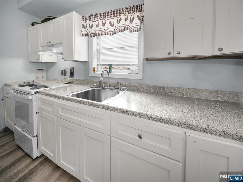 Paterson, New Jersey 07501, United States, 6 Bedrooms Bedrooms, ,2 BathroomsBathrooms,Residential,Active,159842