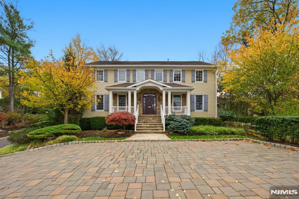 Photo of 91 Tekening Drive, Tenafly, NJ 07670 (MLS # 25043542)