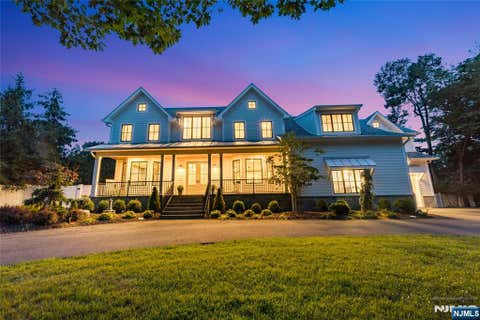 Photo of 11 Green Way, Old Tappan, NJ 07675 (MLS # 26024452)