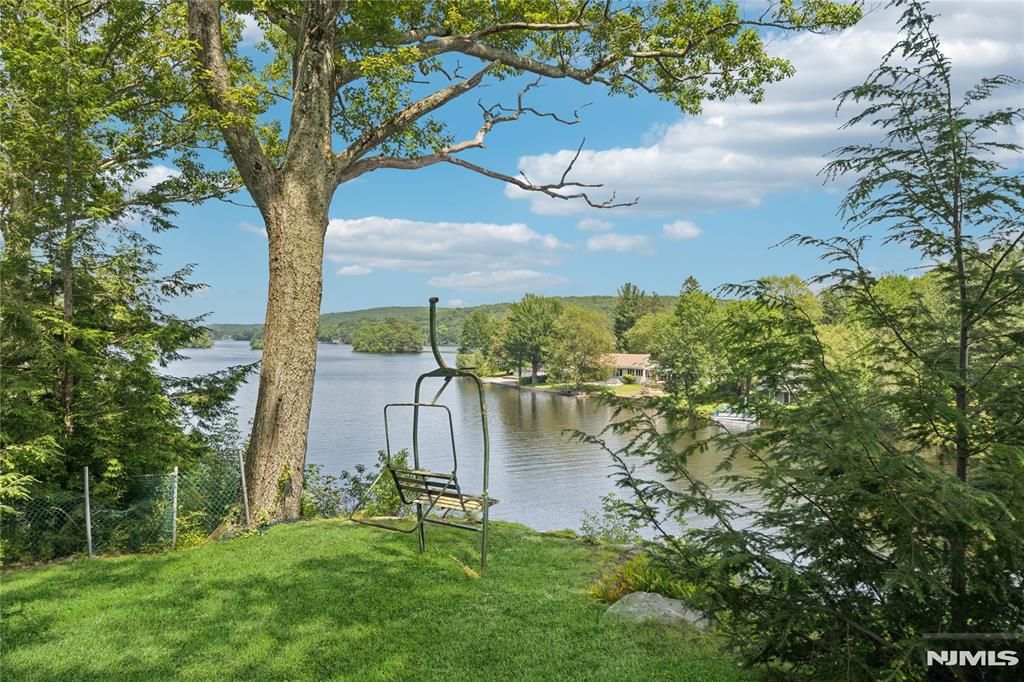 Photo of 42 Witte Road, West Milford, NJ 07421 (MLS # 26008835)