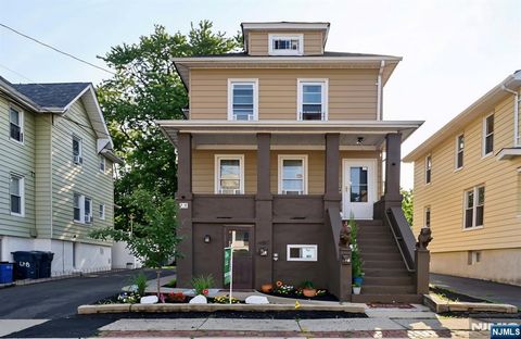 Photo of 480 Washington Avenue, Hackensack, NJ 07601 (MLS # 26026573)