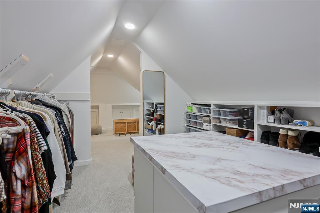 Ramsey, New Jersey 07446, United States, 3 Bedrooms Bedrooms, ,2 BathroomsBathrooms,Residential,Active,228055