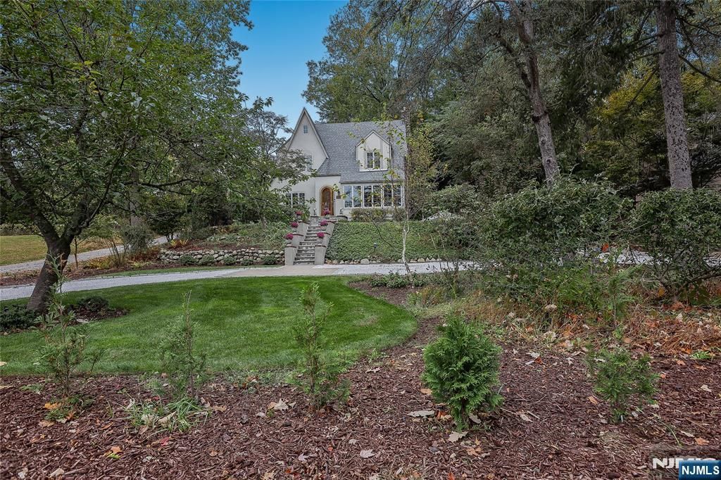 Photo of 453 Island Road, Ramsey, NJ 07446 (MLS # 25027858)