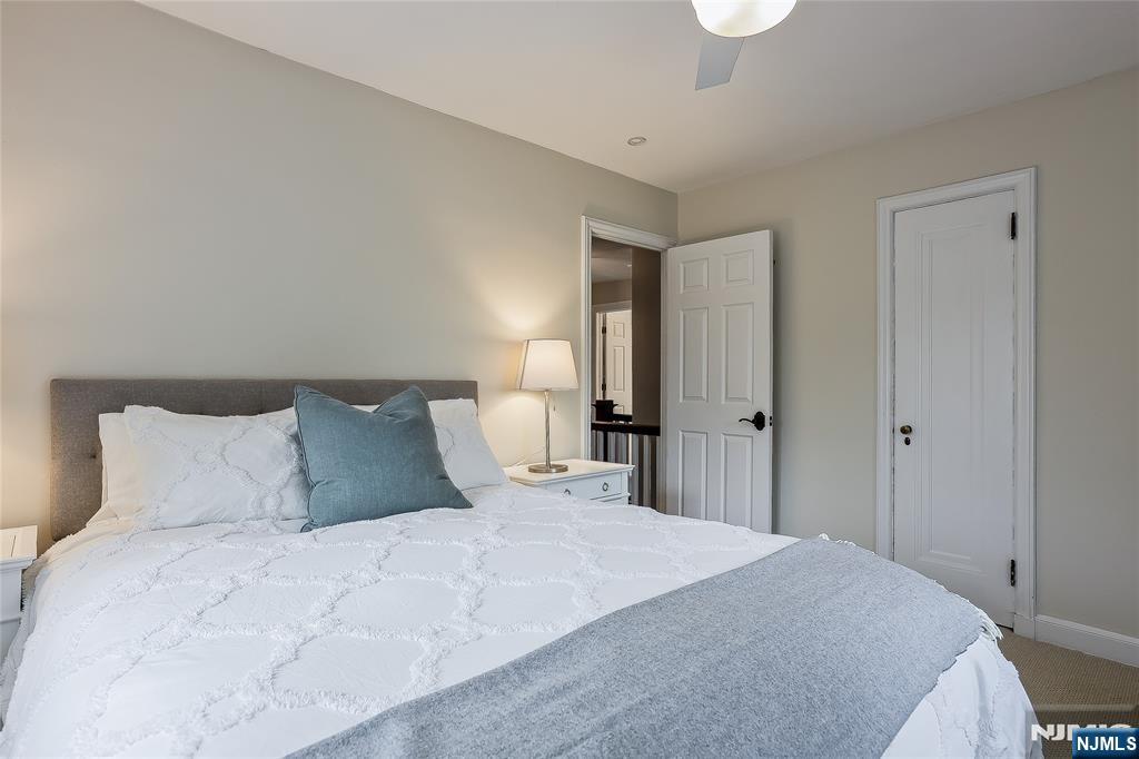 Ramsey, New Jersey 07446, United States, 3 Bedrooms Bedrooms, ,2 BathroomsBathrooms,Residential,Active,228055