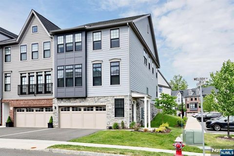 Photo of 32 Melody Lane #37, Upper Saddle River, NJ 07458 (MLS # 26017592)