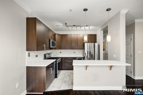 Photo of 382 Kingston Court #382, West New York, NJ 07093 (MLS # 26038491)