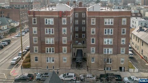 Photo of 101 73rd Street #10, North Bergen, NJ 07047 (MLS # 26001129)