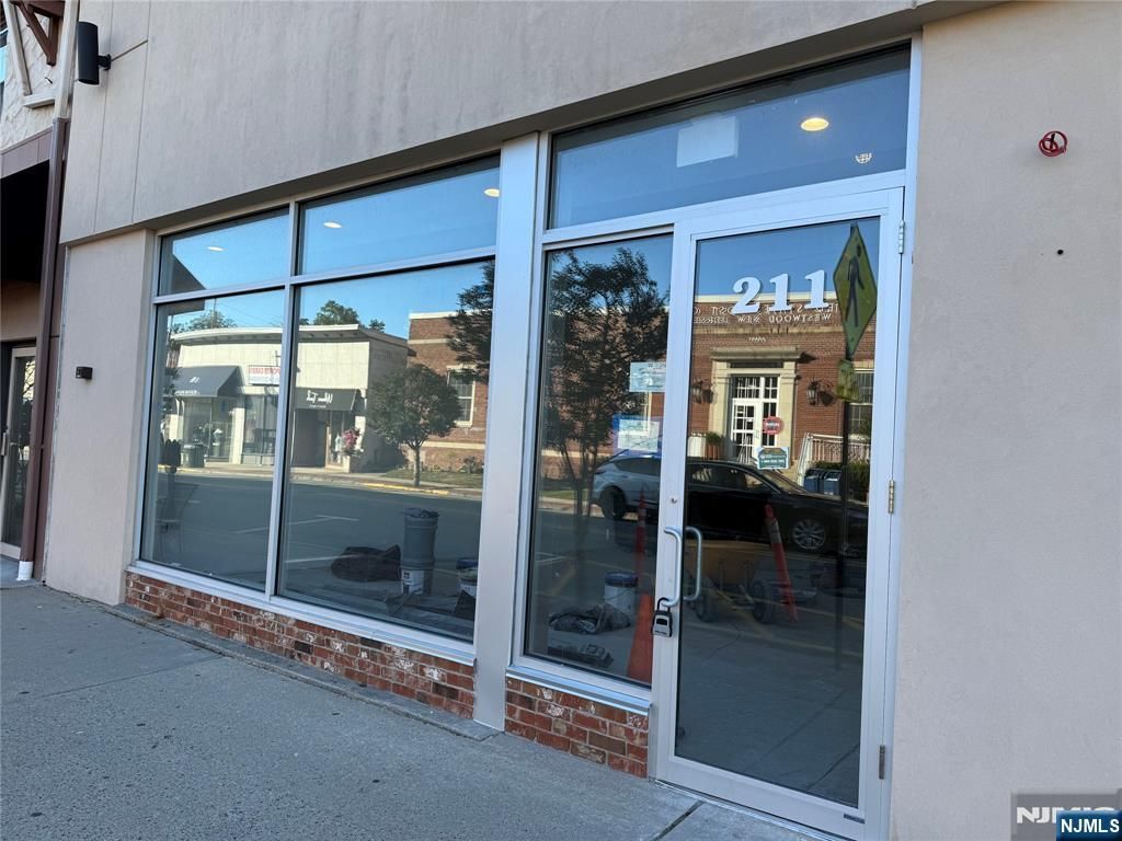 Photo of 211 Westwood Avenue, Westwood, NJ 07675 (MLS # 25037663)