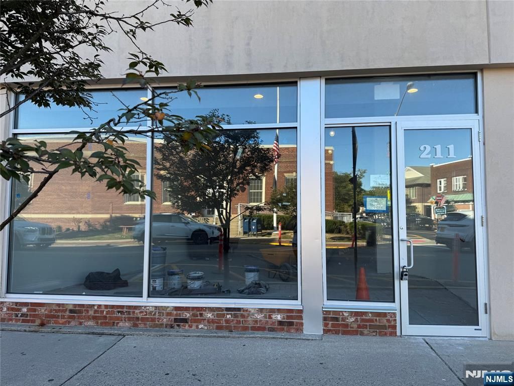 Photo of 211 Westwood Avenue, Westwood, NJ 07675 (MLS # 25037663)