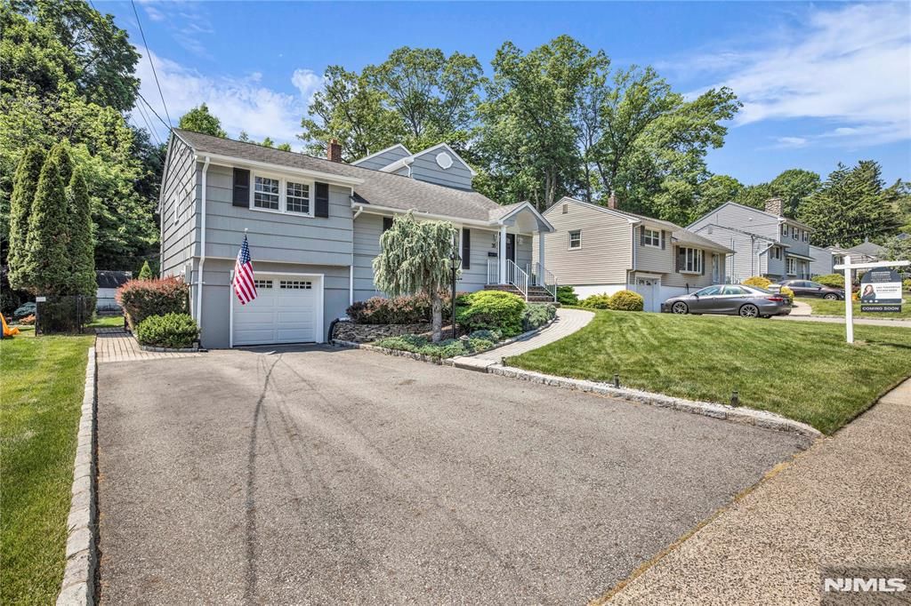 Photo of 35 Old Orchard Court, Cedar Grove, NJ 07009 (MLS # 26018499)