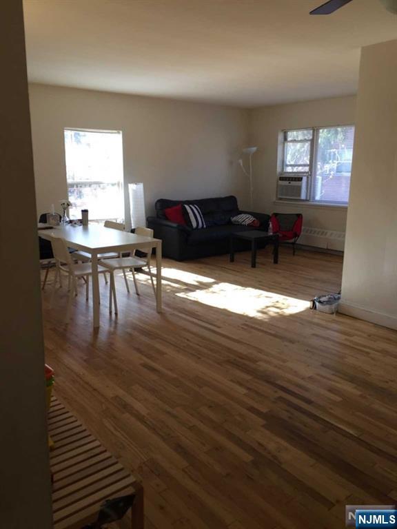 280-320 Oak Street 314 C