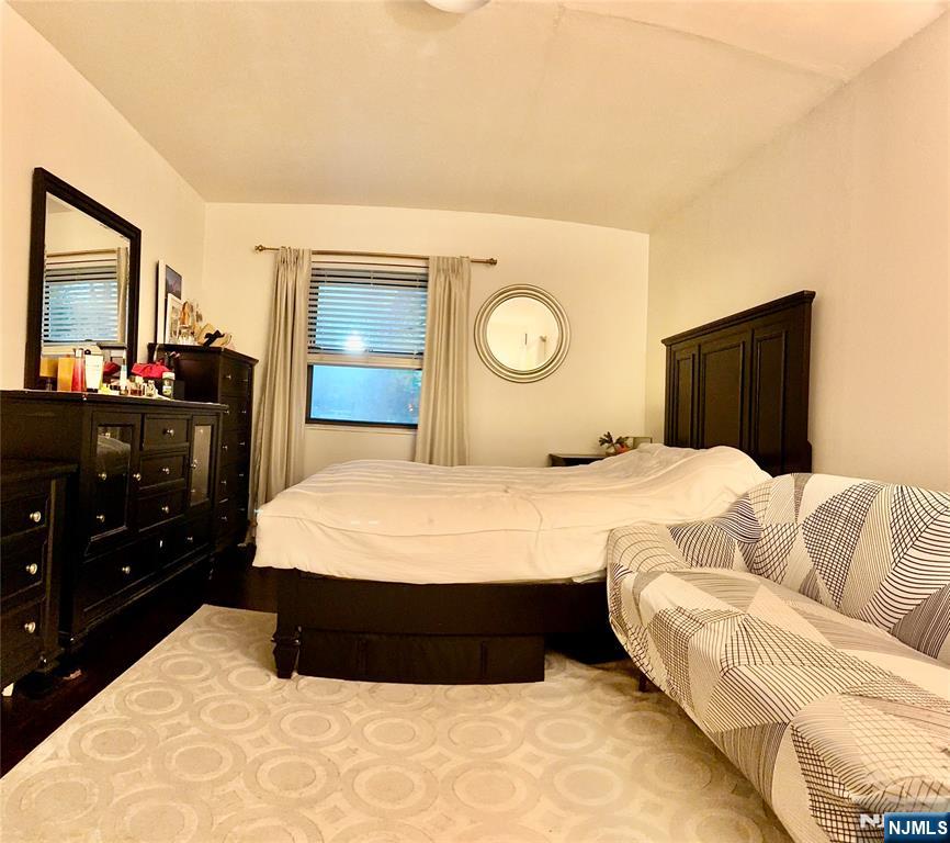 400 Park Place 1A