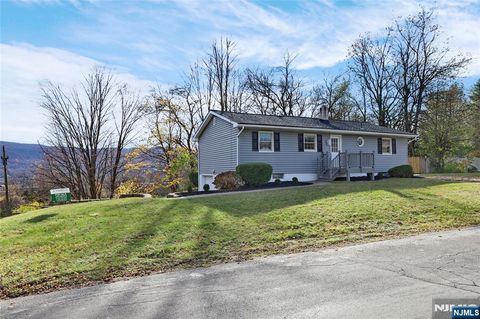Photo of 6 Van Buren Avenue, Vernon, NJ 07462 (MLS # 26016829)