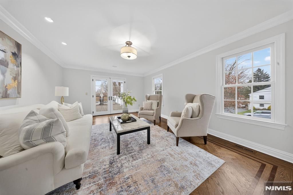 Photo of 5 Keats Road, Millburn, NJ 07078 (MLS # 26009066)