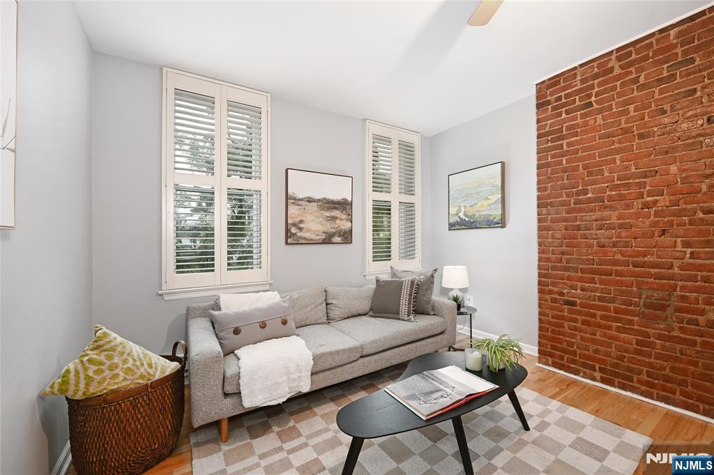 124 Madison Street 3L