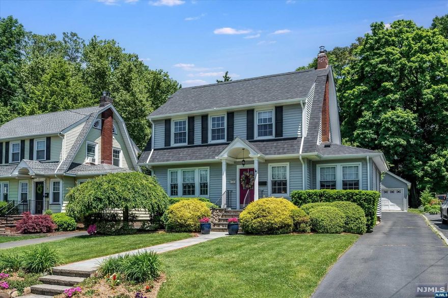 Located near the heart of town,Abbington Terr is nestled on a cul-de-sac in 1 of Glen Rock's most coveted neighborhoods.Classic style greets you as you enter an inviting interior-modern amenities harmonize seamlessly w/timeless design,graced w/large windows,flooded w/natural light.The heart of the home is the gourmet kitchen- a culinary masterpiece designed & built by Ulrich Kitchens w/custom cabs,lrge island w/seating,prep sink,premium appls,quartz counters & radiant heated floor.Adjacent to kitchen is LR w/gas fpl & on to the home office/den.Banquet sized DR w/plate rail & custom picture frame molding.A PR completes 1st level.Upstairs find 4 BRs & 2 bths.Primary w/ensuite bth & WIC.Lower level FR w/beautiful full bth-a versatile space to relax,play,or convenient spot for guests.Backyard oasis-patio w/stunning arbor covered in blooms-ideal setting for outdoor dining & entertaining.Lush lawn provides room to play.Top-rated schools,shopping,dining,& NYC trans just moments away!