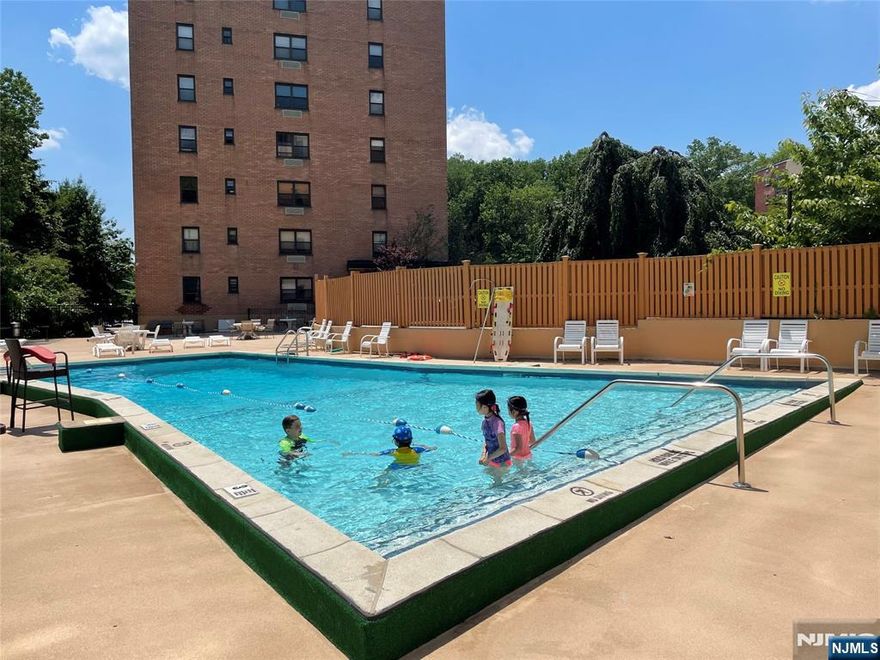 Welcome home to this oversized 1-bedroom apartment. Enjoy views of the iconic George Washington Bridge right from your window. This bright and airy unit features large rooms, closet space, and windows that flood the space with natural light. The building offers convenient on-site parking, on-site laundry, a beautiful swimming pool, and is ideally located just minutes from major shopping centers and public transportation. Whether you're commuting or staying local, this apartment combines comfort, convenience, and breathtaking views â€” a must-see!