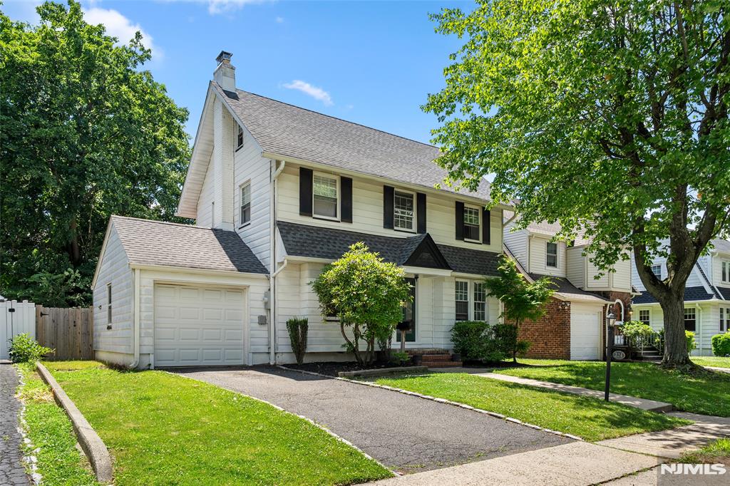 224 Van Orden Avenue