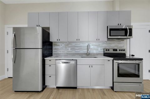 Photo of 3605 Bergenline Ave #2A, Union City, NJ 07087 (MLS # 25041081)