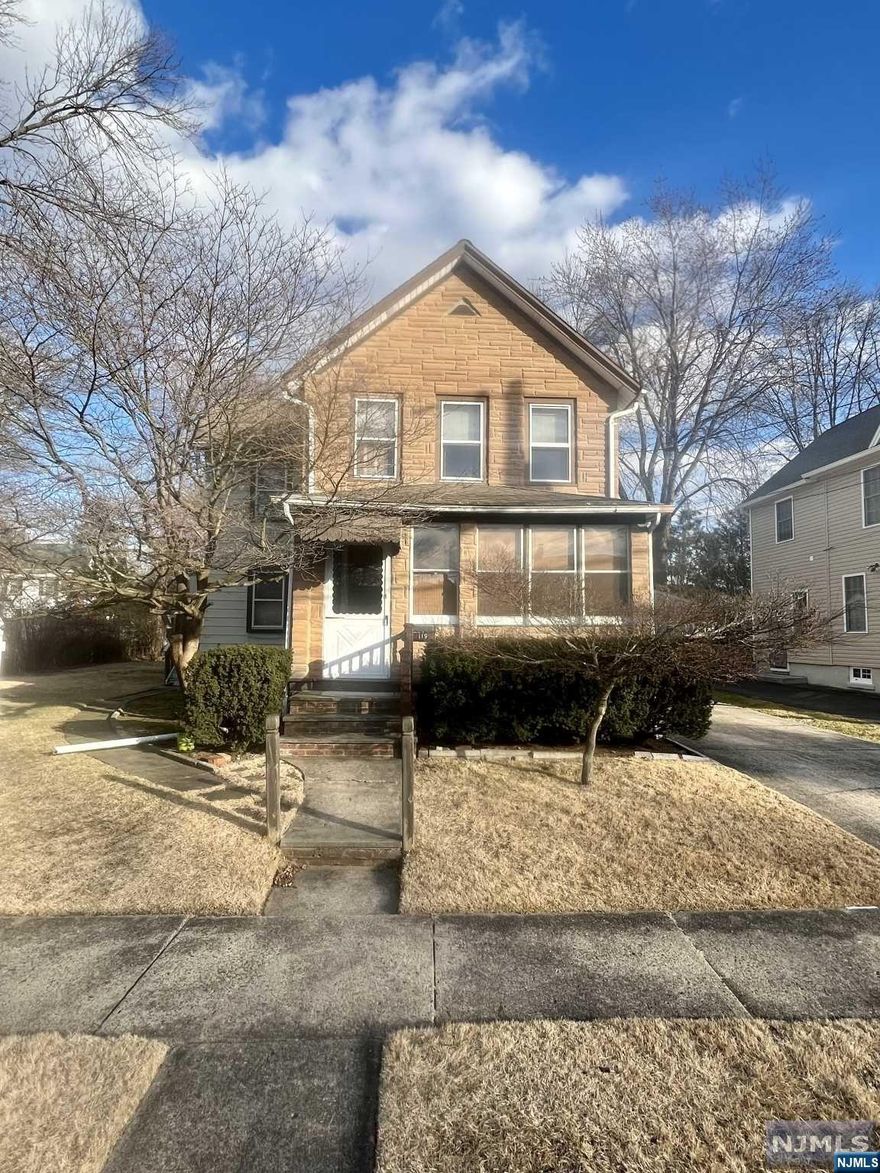 Welcome to New Milford! This beautiful home situated on a large lot includes 3 Bedrooms & 2 Full Bathrooms. The first floor includes a front & rear entrance, 1 full bathroom, custom wood kitchen, living room, 4 season patio, laundry room, pantry, plus a bonus room! Second floor includes 3 large bedrooms, 1 Full Bathroom, and attic access. Grocery store, shopping, & transportation nearby! Home is being sold STRICTLY AS-IS.