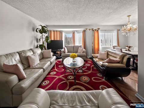 290 Anderson Street 5D Hackensack NJ 07601