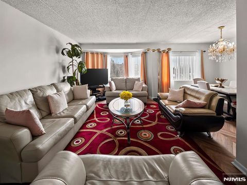 290 Anderson Street 5D Hackensack NJ 07601